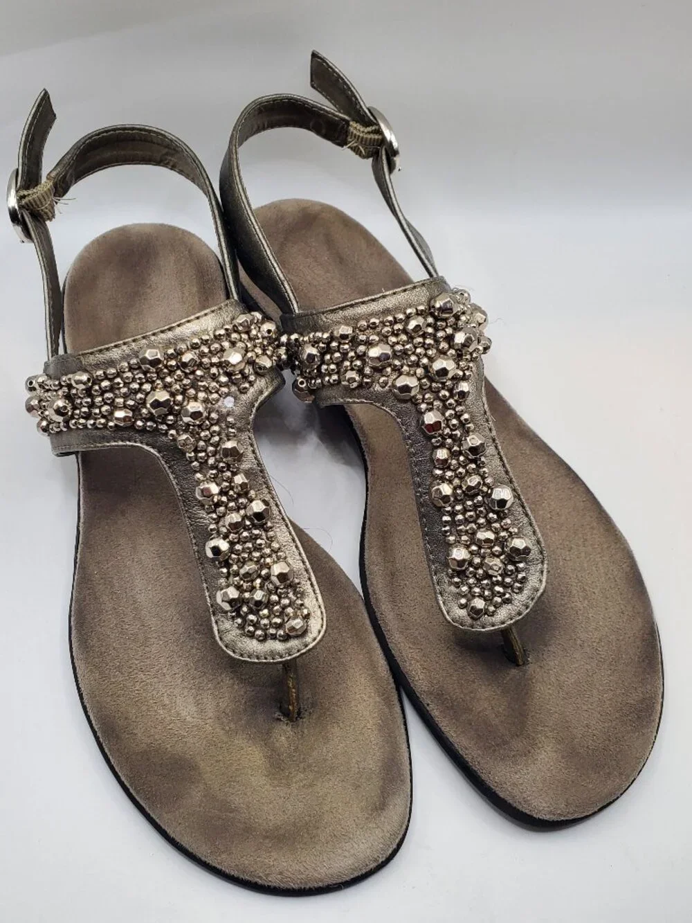 Aerosoles Silver Beaded Embellished Size 8 Thong Sandals